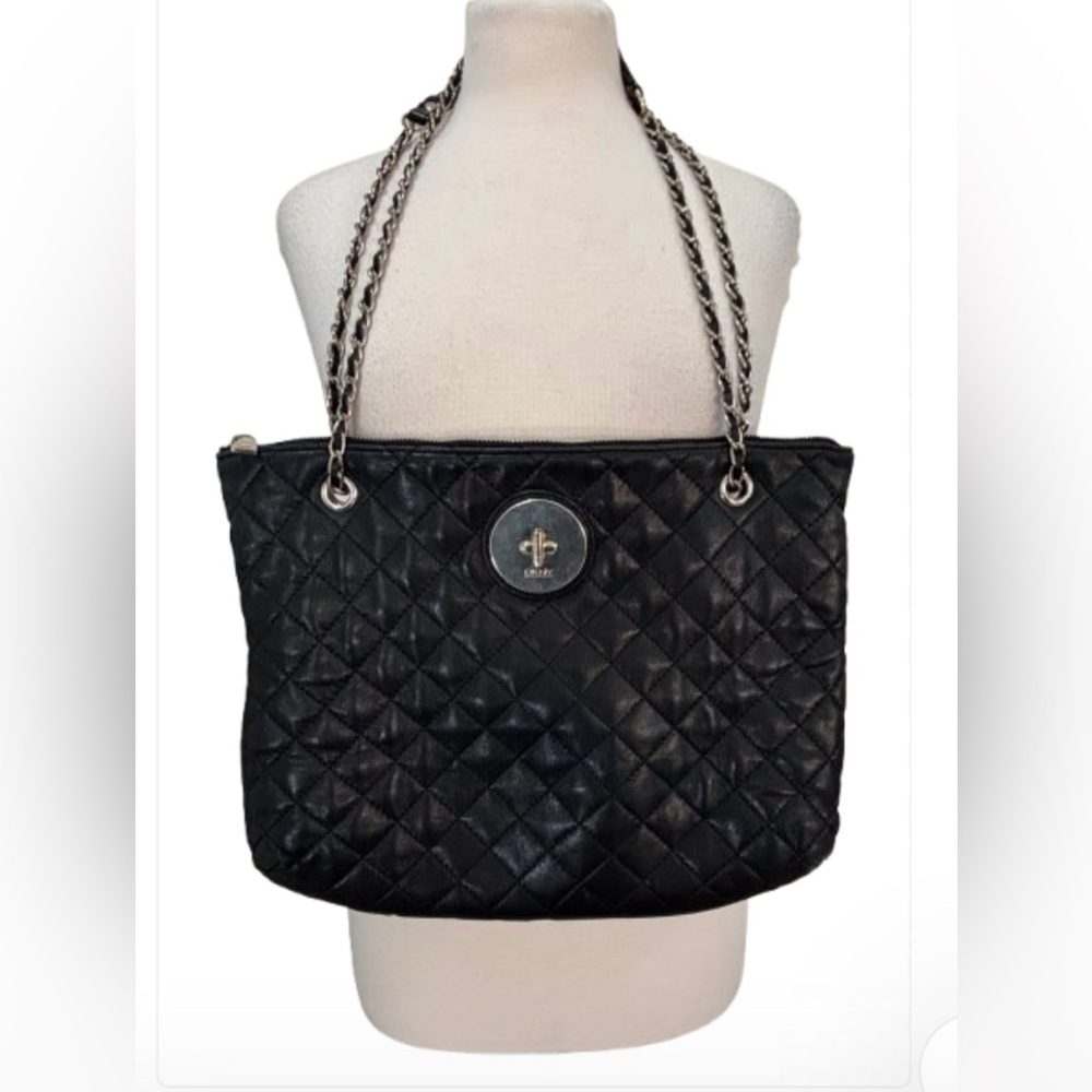 Quilted DKNY Black Shoulder Bag with Chain Strap